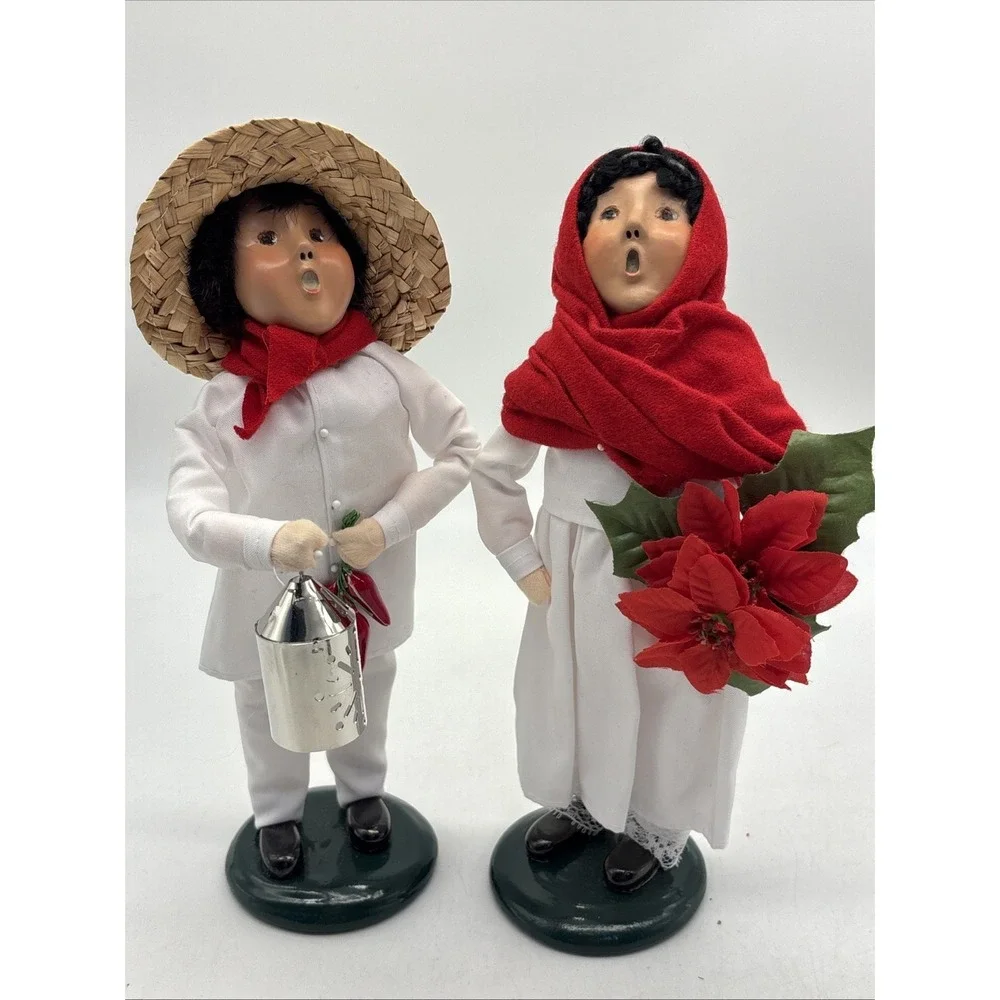 Retired Byers Choice Carolers Children of the World Mexico Boy & Girl 1997